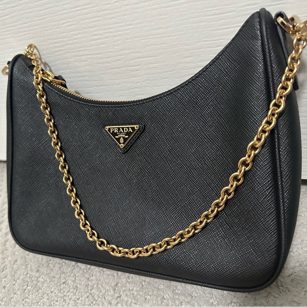 Prada Re-Edition 2005 Saffiano Leather Shoulder Bag